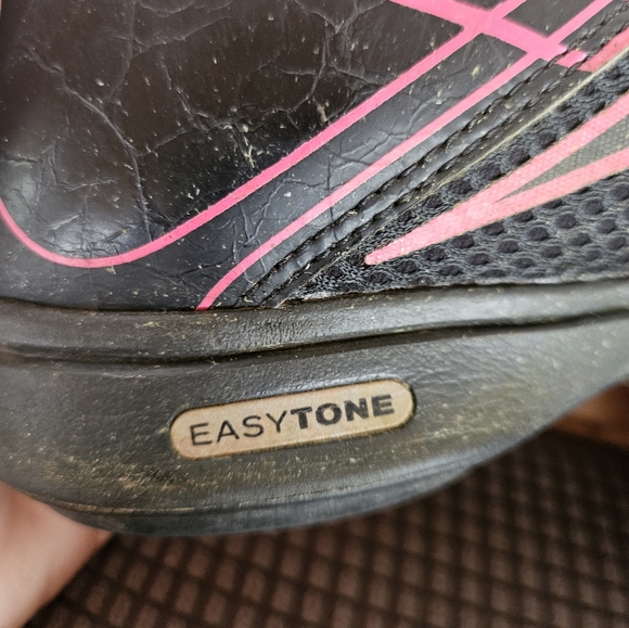 Reebox easy tone. Size 7.5 - Picture 7 of 7